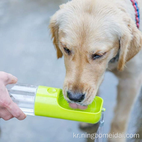 플라스틱 휴대용 애완 동물 마시는 병 개가 물병
